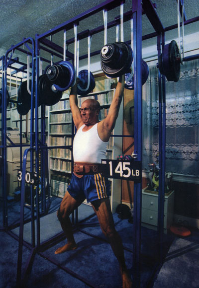 Sri Chinmoy entrenando